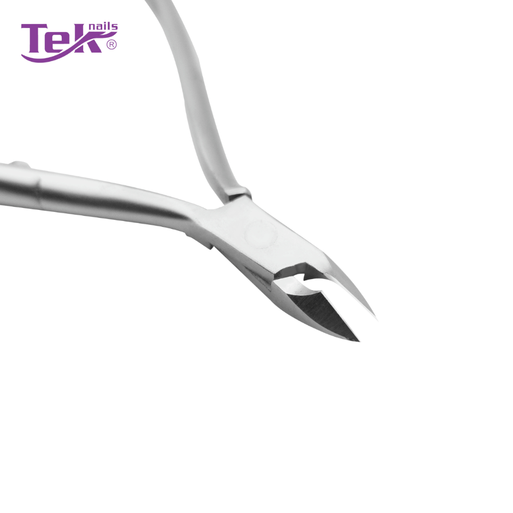 Kềm cắt da đầu vuông xi xám D-06X size 17